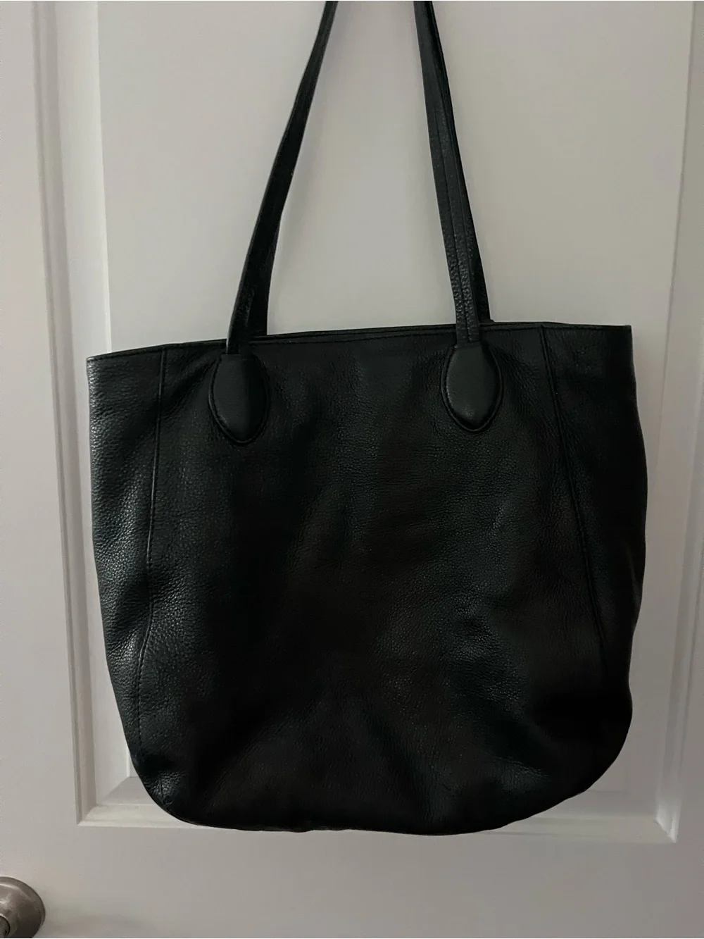 Classic Michael Kors Black Leather Tote Bag - Minimalist Everyday Carry